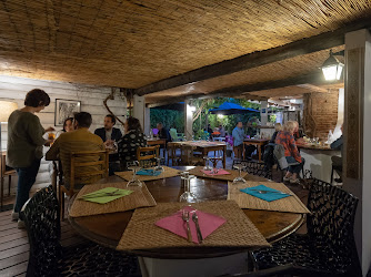 Mazavaroo Restaurant