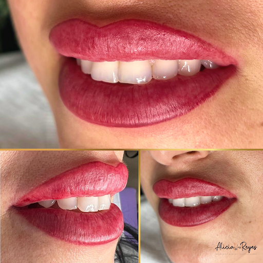 Clínica Veterinaria Poveda en Roquetas de Mar