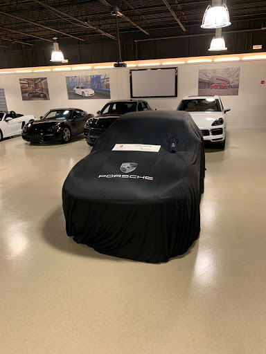 Porsche Dealer «Porsche of the Village», reviews and photos, 4113 Plainville Rd, Cincinnati, OH 45227, USA
