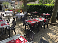Atmosphère du Restaurant français Le Rive Gauche à Beauregard - n°16