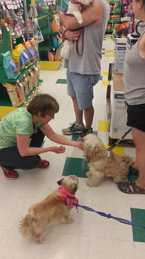 Pet Supply Store «Pet Supplies Plus», reviews and photos, 2821 W Kirby Ave, Champaign, IL 61821, USA