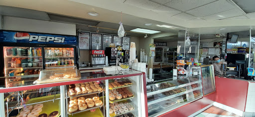 Bakery «Miss Donut & Bakery», reviews and photos, 1871 Pacific Coast Hwy, Lomita, CA 90717, USA