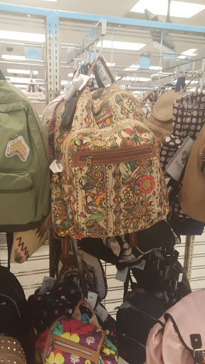 Clothing Store «Ross Dress for Less», reviews and photos, 13855 Outlet Dr, Silver Spring, MD 20904, USA