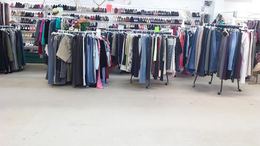 Second Chance Thrift Shop, 1381 Reeves St, Dothan, AL 36303, USA, 