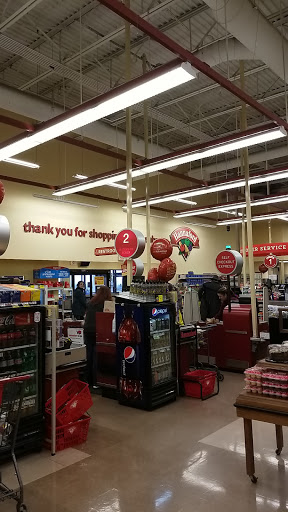 Grocery Store «Hannaford Supermarket», reviews and photos, 333 Massachusetts Ave, Lunenburg, MA 01462, USA