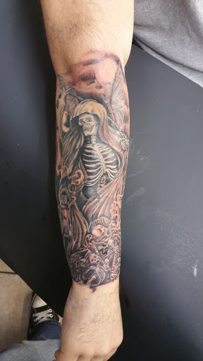 Explore star wars sleeve tattoo ideas, creative tattoo ideas in Bakersfield, available at Bakersfield Tattoo & Piercing