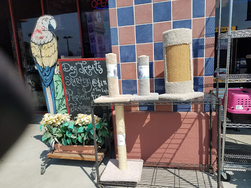 Pet Supply Store «A Pet World», reviews and photos, 401 McCray St, Hollister, CA 95023, USA