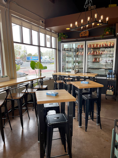 Wine Store «Bacchus Wine Shop by Quinton Jay», reviews and photos, 25 Hillcrest Blvd, Millbrae, CA 94030, USA