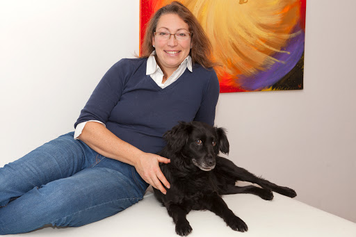 Praxis für Osteopathie, Kinesiologie und Akupunktur für Hunde und Katzen unter Wielenbach, Bayern