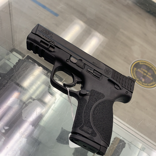 Gun Shop «South Dade Jewelry & Gun Exchange», reviews and photos, 20848 S Dixie Hwy, Miami, FL 33189, USA