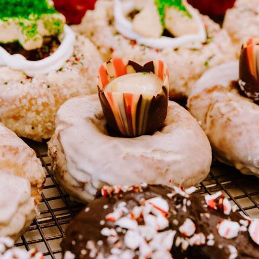 Donut Shop «Yum Yum Donuts», reviews and photos, 205 E Foothill Blvd, Rialto, CA 92376, USA