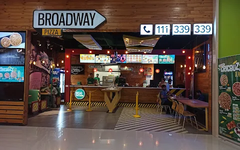 Broadway Pizza LuckyOne Mall image