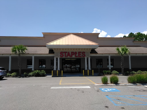 Office Supply Store «Staples», reviews and photos, 11 Palmetto Bay Rd, Hilton Head Island, SC 29928, USA