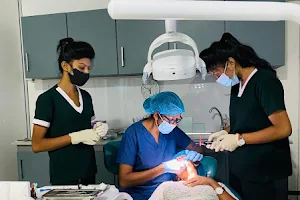 Happy Dental Care Negombo image