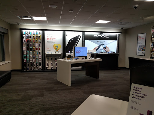 Cell Phone Store «Verizon», reviews and photos, 2531 S Lapeer Rd, Orion Charter Township, MI 48360, USA