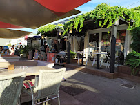 Atmosphère du Restaurant YACHT CLUB DE CASSIS - n°2