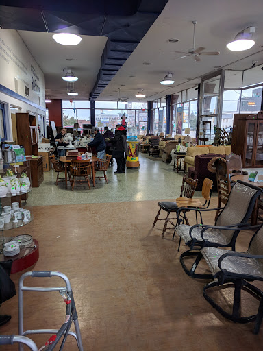 Donations Center «Milwaukee Habitat for Humanity ReStore», reviews and photos, 420 S 1st St, Milwaukee, WI 53204, USA
