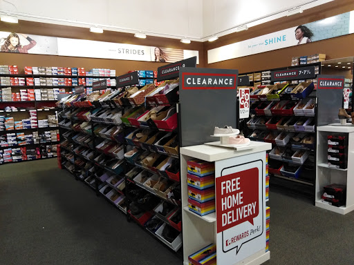 Shoe Store «Famous Footwear», reviews and photos, 18049 NW Evergreen Pkwy, Beaverton, OR 97006, USA