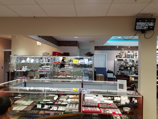 Gold Dealer «Belleair Coins, Gold, & Diamonds», reviews and photos, 1350 W Bay Dr, Largo, FL 33770, USA