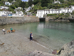Polperro plajı'in fotoğrafı ve yerleşim