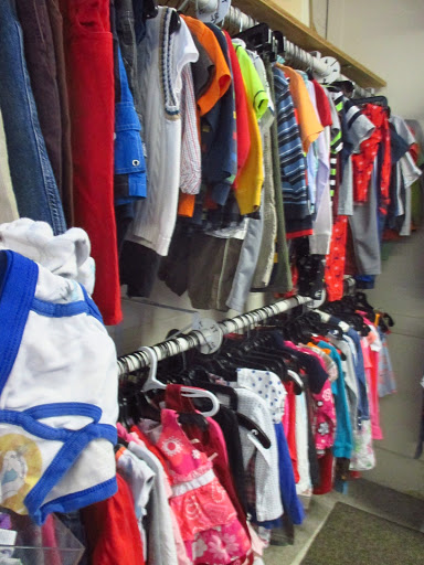 Thrift Store «Exeter Community Thrift Shop», reviews and photos, 96 Epping Rd, Exeter, NH 03833, USA