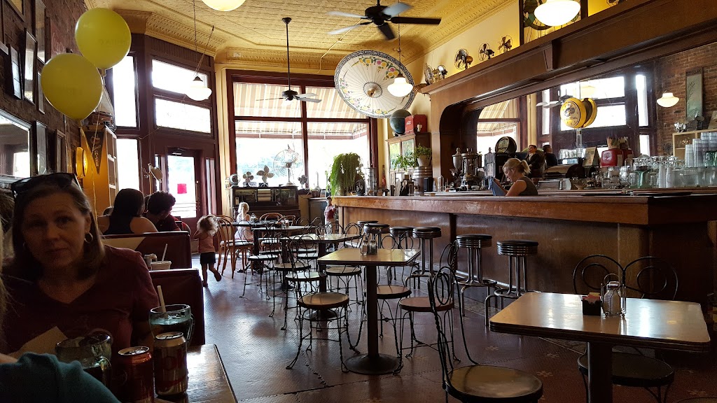 River House Soda Fountain & Cafe Plattsmouth, NE 68048 Menu, Hours