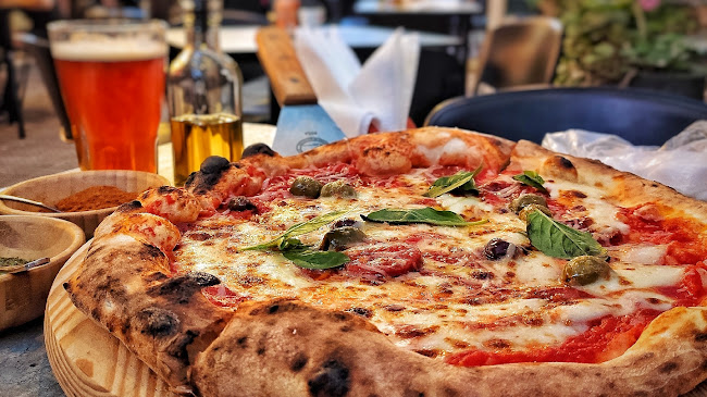 Opiniones de Pulcinella Antica Pizza Di Napoli en Providencia - Pizzeria