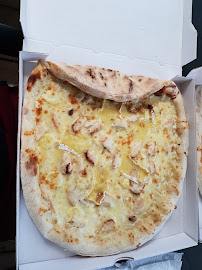 Plats et boissons du Pizzas à emporter Les 2 cigales à Marseillan - n°7