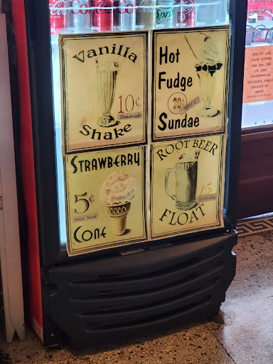 American Restaurant «Star Drug Store», reviews and photos, 510 23rd St, Galveston, TX 77550, USA