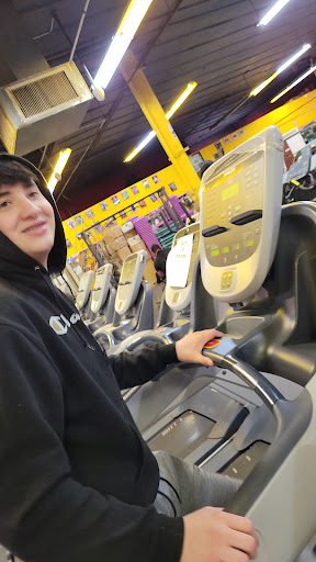 Gym «Coliseum Gym Inc», reviews and photos, 7509 71st Ave, Middle Village, NY 11379, USA