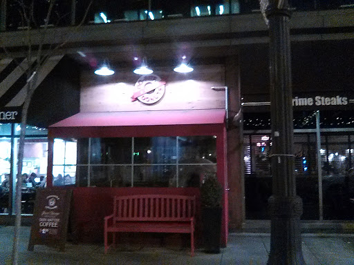 Donut Shop «Do-Rite Donuts & Coffee», reviews and photos, 50 W Randolph St, Chicago, IL 60601, USA