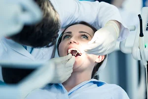 başakdent oral and dental health clinic image