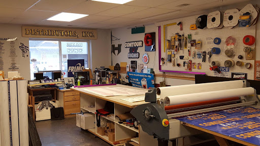 Graphic Designer «Five Star Signs», reviews and photos, 10099 Bergin Rd, Howell, MI 48843, USA