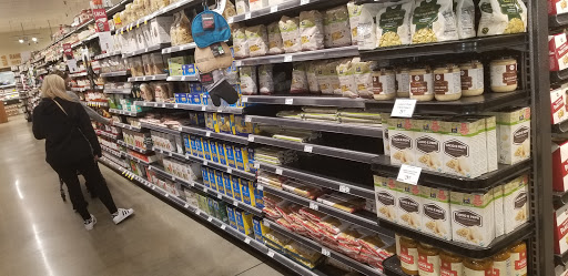 Grocery Store «Whole Foods Market», reviews and photos, 102 New Waverly Pl, Cary, NC 27518, USA