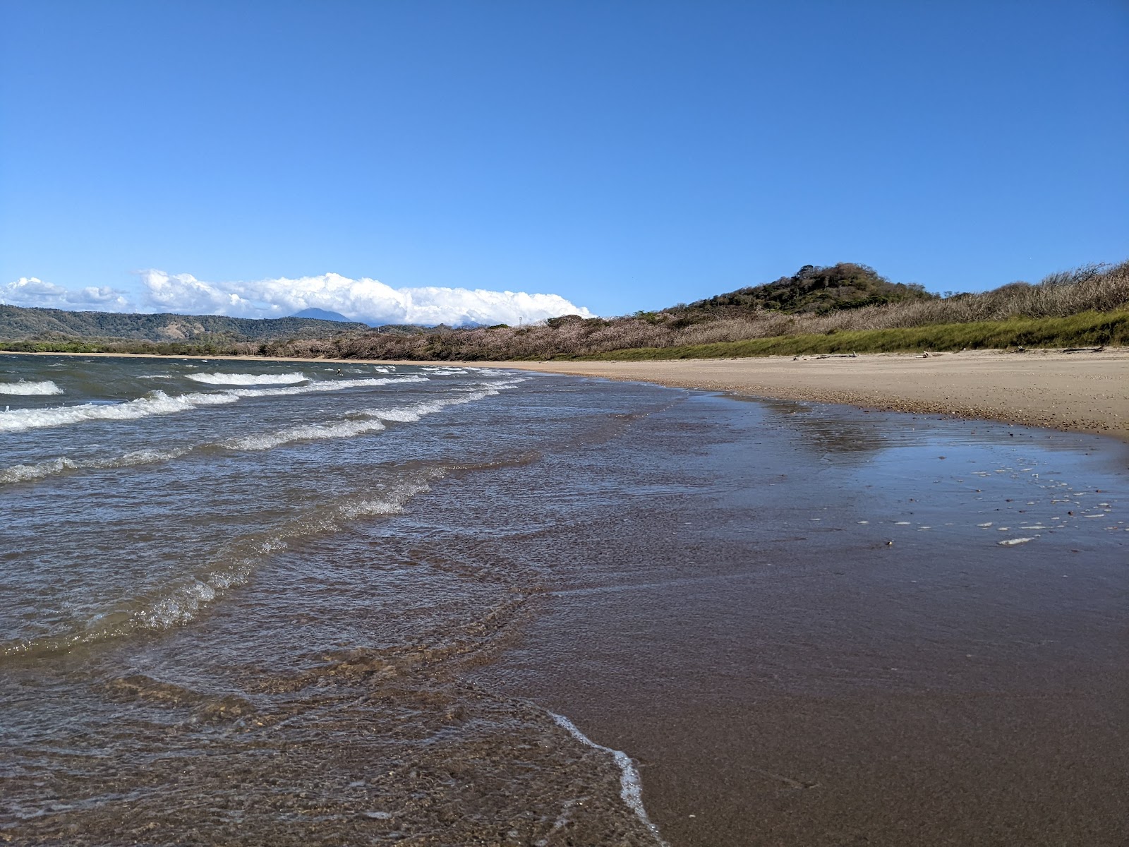 Fotografie cu Papaturro beach cu drept și lung