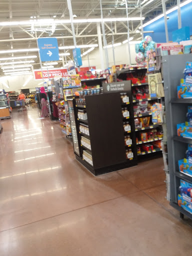 Department Store «Walmart Supercenter», reviews and photos, 28804 Gratiot Ave, Roseville, MI 48066, USA
