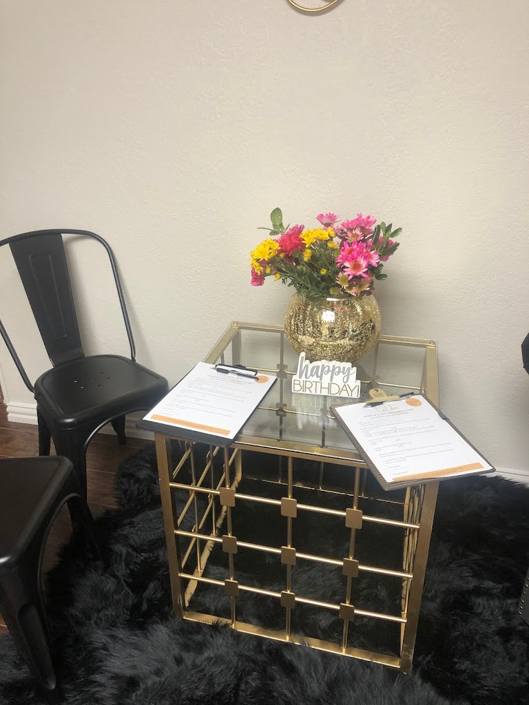 LaDom Body Studio 76205