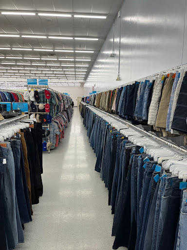 Thrift Store «Village Discount Outlet», reviews and photos, 3500 Cleveland Ave, Columbus, OH 43224, USA
