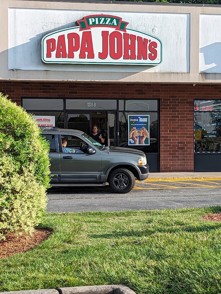 Papa Johns Pizza 27302