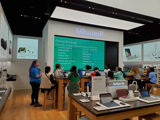 Computer Store «Microsoft Store - Cherry Creek Mall», reviews and photos, 3000 E 1st Ave, Denver, CO 80206, USA