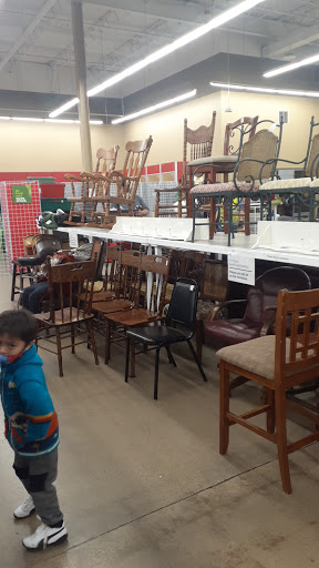 Thrift Store «Savers», reviews and photos, 230 W Virginia St #50, Crystal Lake, IL 60014, USA