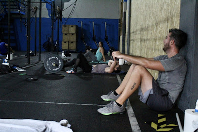 Madbull Crossfit - Av. de la Sta. Cruz, 31, 39100 Santa Cruz de Bezana, Cantabria, Spain