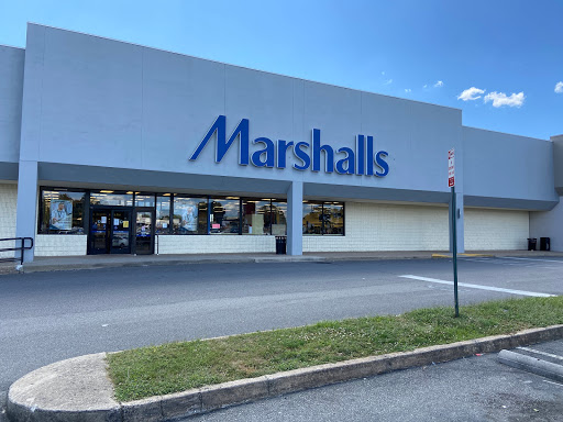 Department Store «Marshalls», reviews and photos, 7506 W Broad St, Henrico, VA 23294, USA