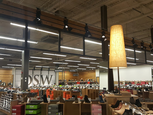 Shoe Store «DSW Designer Shoe Warehouse», reviews and photos, 110 Slater St, Manchester, CT 06040, USA