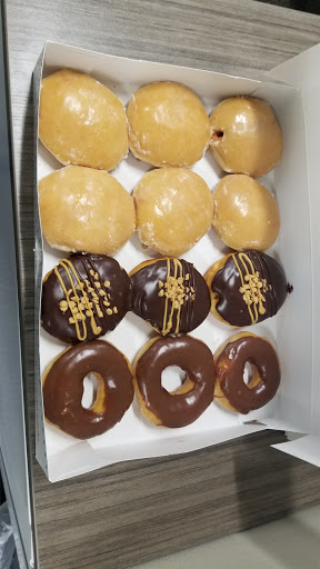 Donut Shop «Krispy Kreme», reviews and photos, 4198 Hacks Cross Rd, Memphis, TN 38125, USA