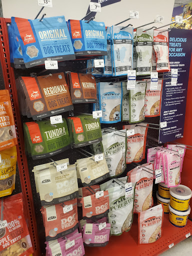 Pet Supply Store «Petco Animal Supplies», reviews and photos, 10025 N Michigan Rd #160, Carmel, IN 46032, USA