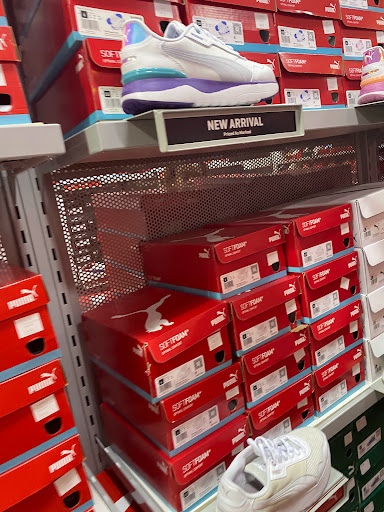 Shoe Store «PUMA», reviews and photos, 905 Lighthouse Pl, Michigan City, IN 46360, USA