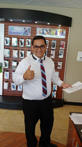 Cell Phone Store «Verizon Authorized Retailer – Cellular Sales», reviews and photos, 715 E Hallandale Beach Blvd, Hallandale Beach, FL 33009, USA