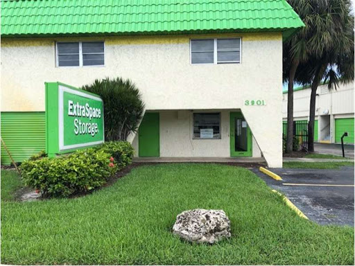 Self-Storage Facility «Storage Post Self Storage Lauderhill», reviews and photos, 3901 W Sunrise Blvd, Fort Lauderdale, FL 33311, USA
