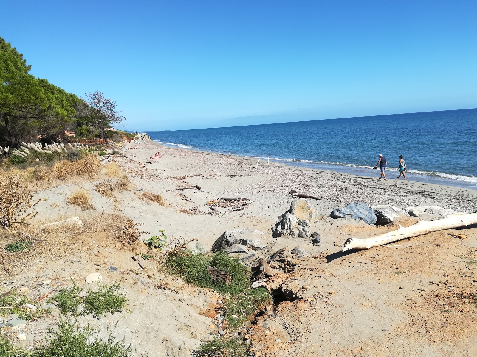 Foto av Pisonaccio med beige sand yta
